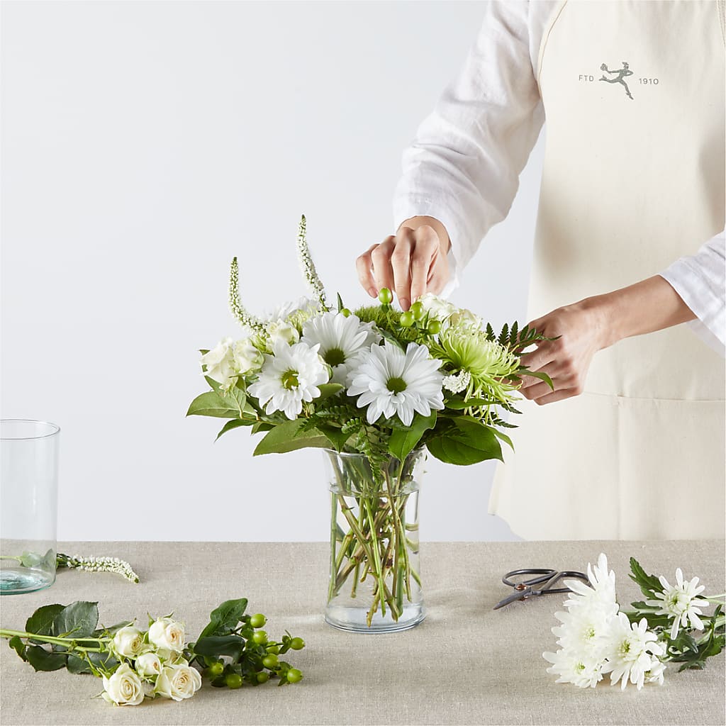 Irish Garden - A Florist Original – Baldwin Park Florist, Baldwin Park CA