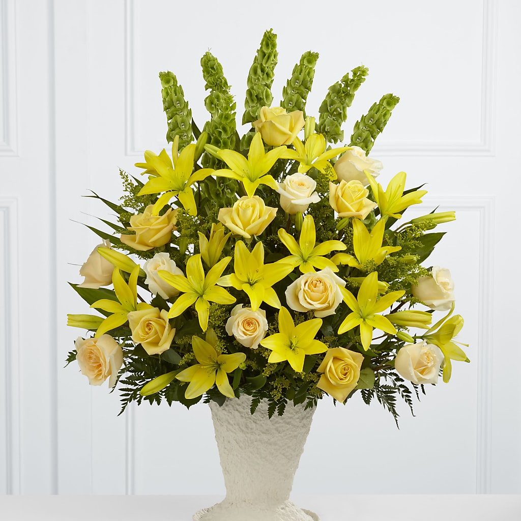 Golden Memories Arrangement – Baldwin Park Florist, Baldwin Park CA