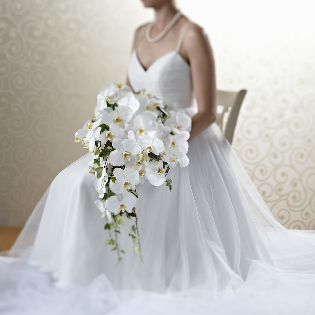 Classic White Bouquet – Baldwin Park Florist, Baldwin Park CA