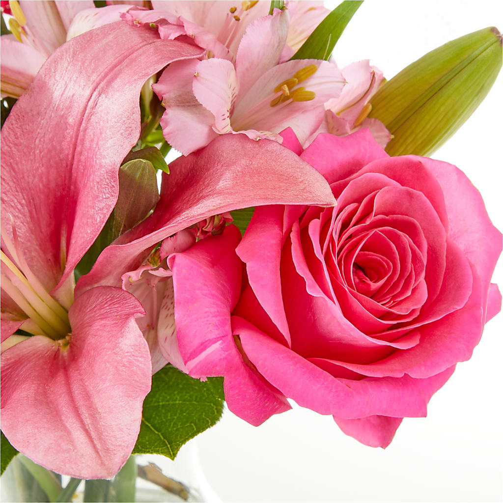 Lots of Love Bouquet –  Baldwin Park Florist, Baldwin Park CA