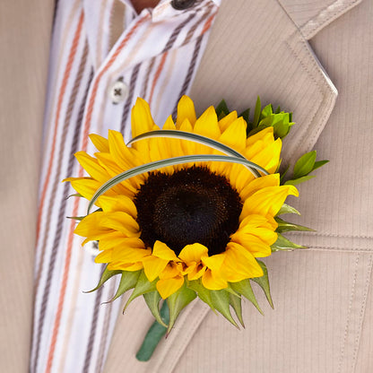 Free Spirit Boutonniere –  Baldwin Park Florist, Baldwin Park CA